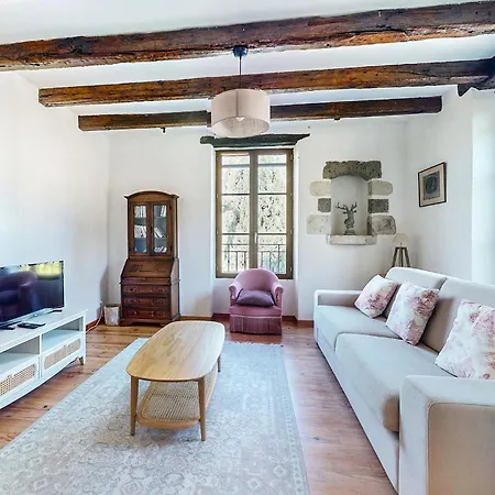 3 Bedroom Stunning Home In Prayssas Tatil Evi