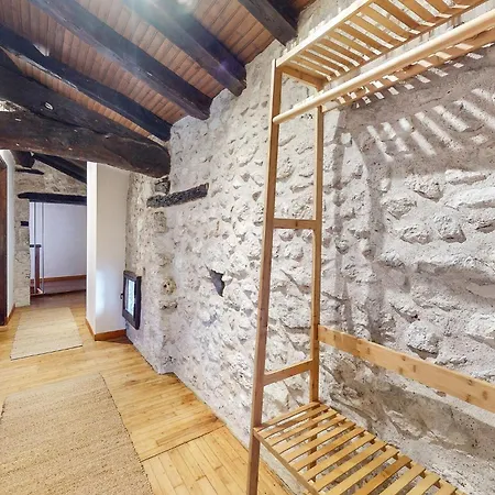 3 Bedroom Stunning Home In Prayssas Tatil Evi