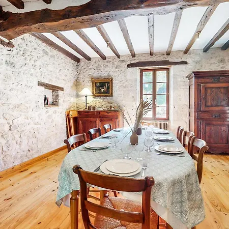 3 Bedroom Stunning Home In Prayssas Tatil Evi Prayssas (Aquitaine)
